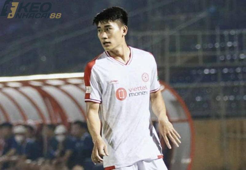 Thông tin của cầu thủ Nhâm Mạnh Dũng