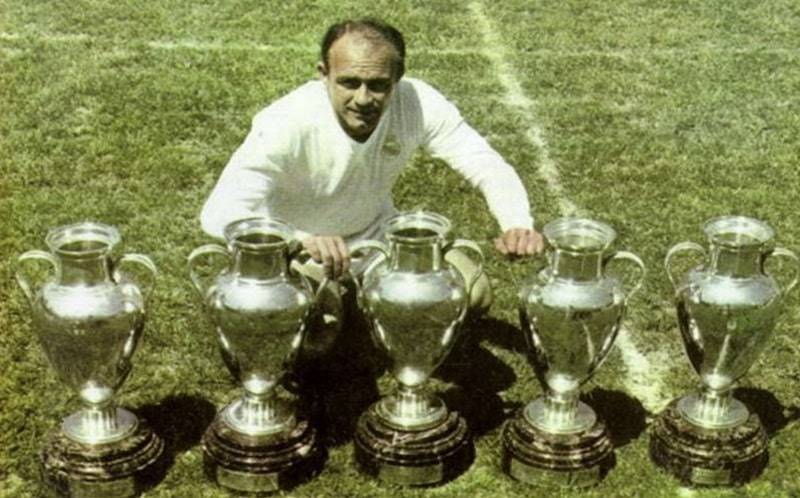 Alfredo Di Stefano ở các cấp độ đội tuyển